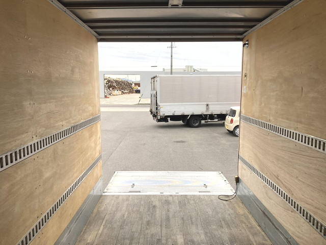 日野デュトロアルミバン小型（2t・3t）[写真10]