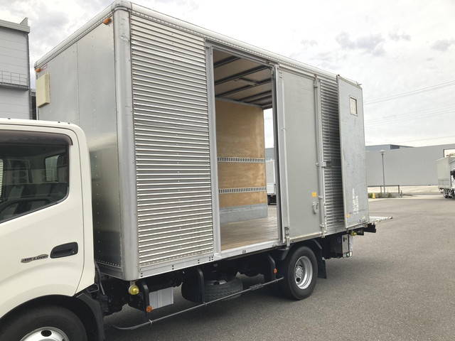 日野デュトロアルミバン小型（2t・3t）[写真12]
