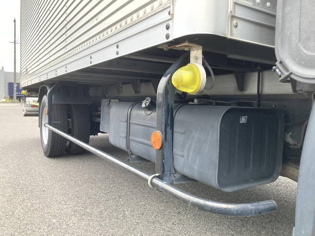 日野デュトロアルミバン小型（2t・3t）[写真21]