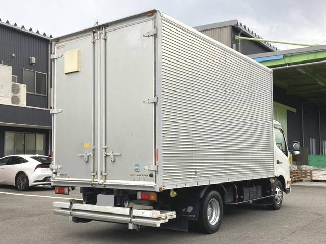 日野デュトロアルミバン小型（2t・3t）[写真05]