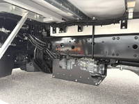 三菱ふそうファイターアルミウイング中型（4t）[写真13]