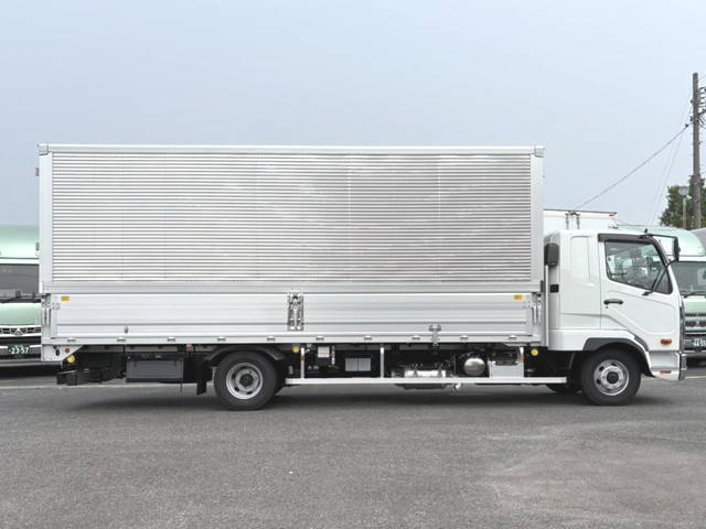 三菱ふそうファイターアルミウイング中型（4t）[写真04]