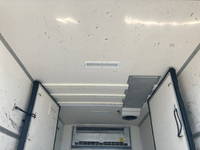 いすゞエルフ冷凍車（冷蔵車）小型（2t・3t）[写真14]