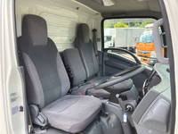 いすゞエルフ冷凍車（冷蔵車）小型（2t・3t）[写真31]