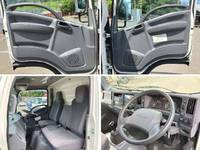 いすゞエルフ冷凍車（冷蔵車）小型（2t・3t）[写真32]