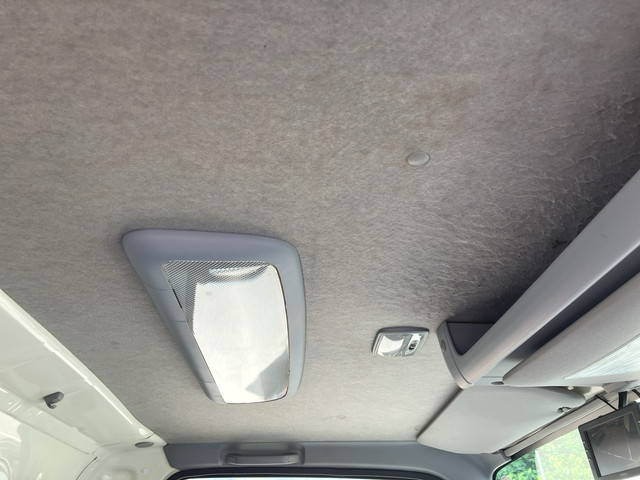 いすゞエルフ冷凍車（冷蔵車）小型（2t・3t）[写真32]