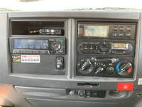 いすゞエルフ冷凍車（冷蔵車）小型（2t・3t）[写真35]