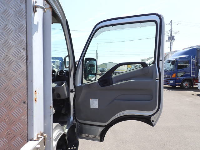 日野デュトロアルミブロック小型（2t・3t）[写真30]