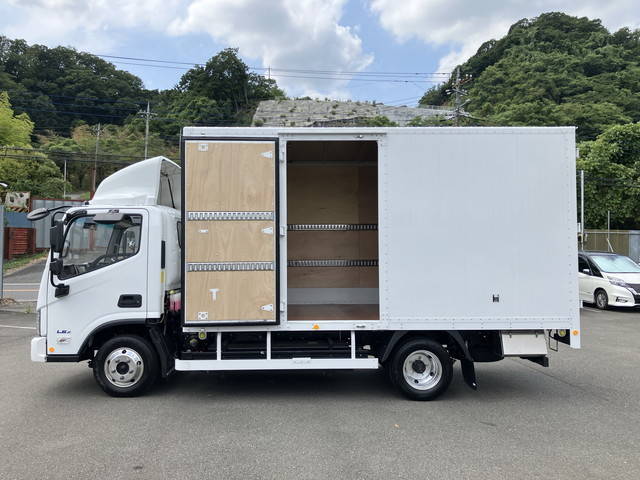 その他のメーカーその他の車種パネルバン小型（2t・3t）[写真06]