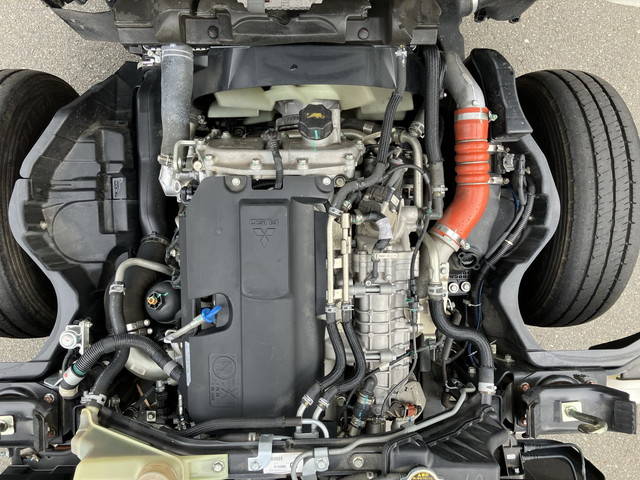 三菱ふそうキャンターコンテナ専用車小型（2t・3t）[写真26]