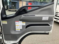 三菱ふそうキャンターコンテナ専用車小型（2t・3t）[写真28]