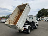 三菱ふそうキャンターコンテナ専用車小型（2t・3t）[写真02]