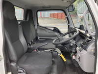 三菱ふそうキャンターコンテナ専用車小型（2t・3t）[写真30]