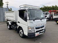 三菱ふそうキャンターコンテナ専用車小型（2t・3t）[写真03]