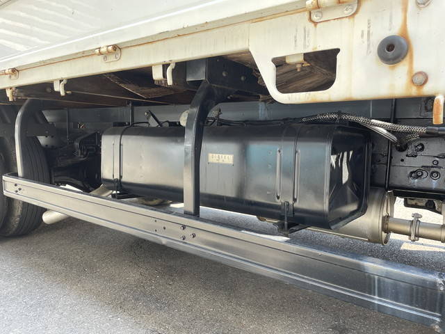 三菱ふそうキャンタークレーン5段小型（2t・3t）[写真22]