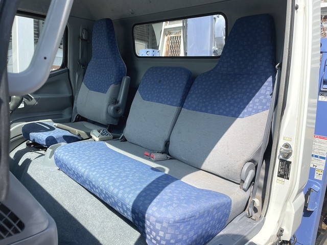 三菱ふそうキャンタークレーン5段小型（2t・3t）[写真30]