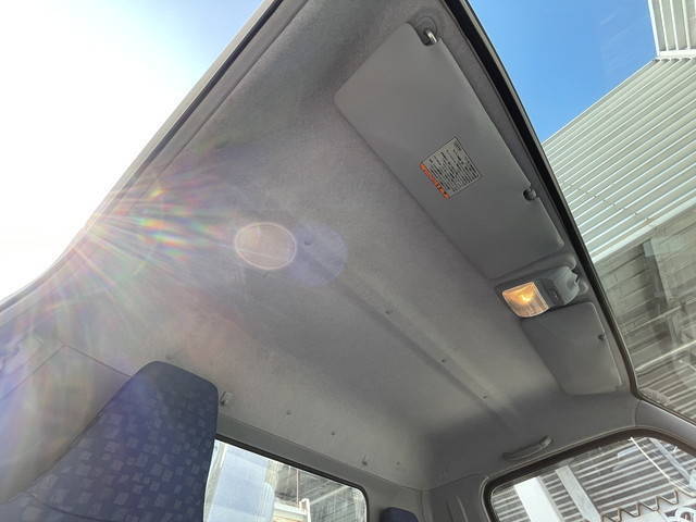 三菱ふそうキャンタークレーン5段小型（2t・3t）[写真34]