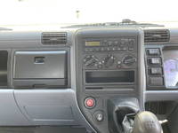 三菱ふそうキャンタークレーン5段小型（2t・3t）[写真37]