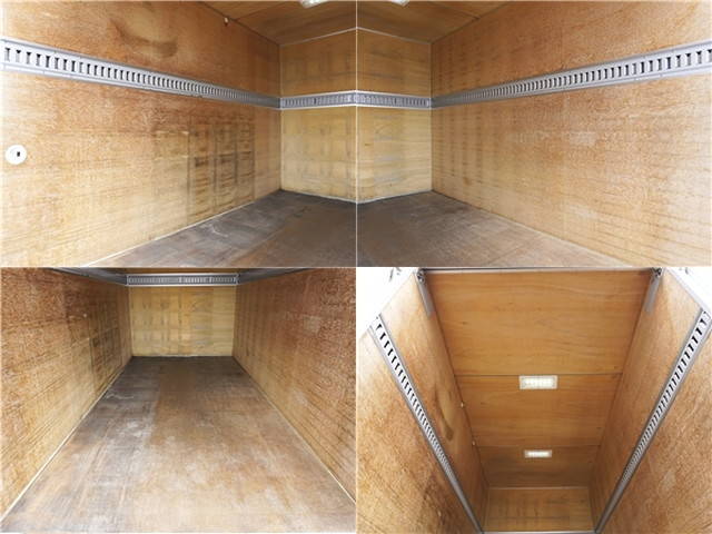 いすゞエルフパネルバン小型（2t・3t）[写真15]