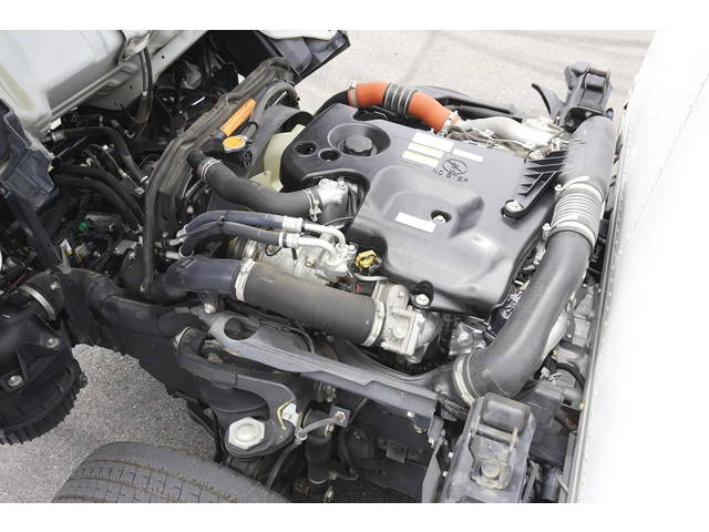 いすゞエルフパネルバン小型（2t・3t）[写真17]