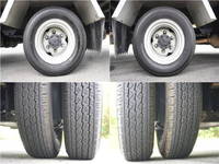 いすゞエルフパネルバン小型（2t・3t）[写真30]