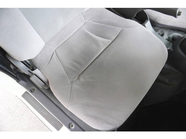 いすゞエルフパネルバン小型（2t・3t）[写真38]