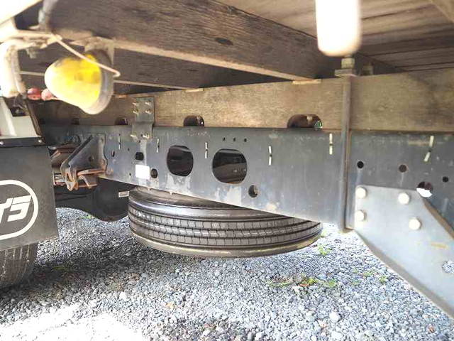 いすゞフォワードクレーン4段中型（4t）[写真28]