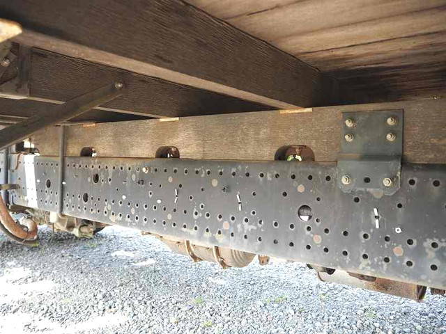 いすゞフォワードクレーン4段中型（4t）[写真31]