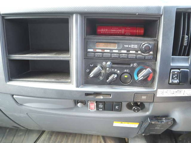 いすゞフォワードクレーン4段中型（4t）[写真40]