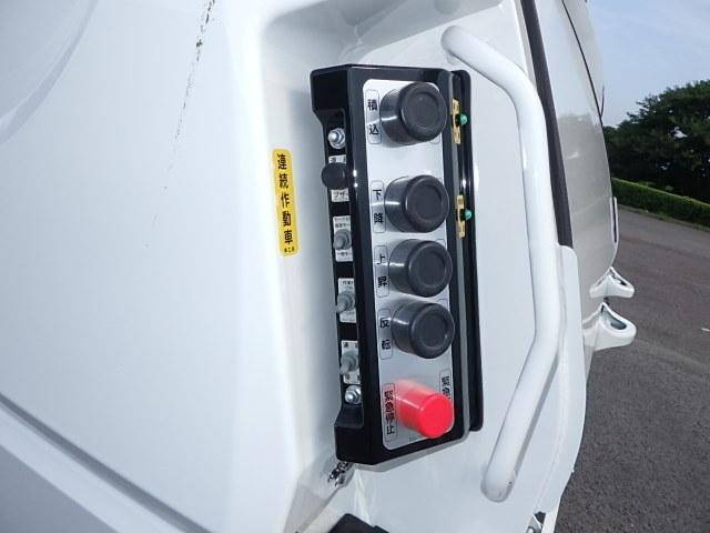 日野レンジャーパッカー車（塵芥車）中型（4t）[写真15]