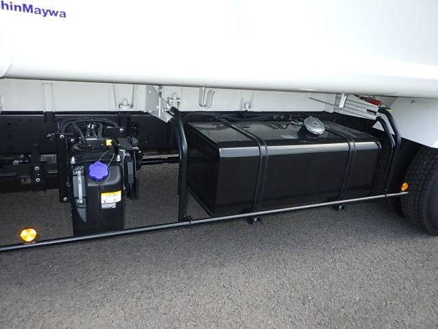 日野レンジャーパッカー車（塵芥車）中型（4t）[写真18]