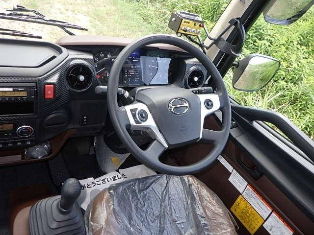 日野レンジャーパッカー車（塵芥車）中型（4t）[写真25]