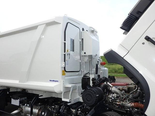 日野レンジャーパッカー車（塵芥車）中型（4t）[写真27]