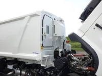 日野レンジャーパッカー車（塵芥車）中型（4t）[写真28]