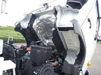 日野レンジャーパッカー車（塵芥車）中型（4t）[写真32]