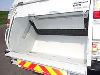 日野レンジャーパッカー車（塵芥車）中型（4t）[写真07]