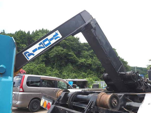 三菱ふそうスーパーグレートコンテナ専用車大型（10t）[写真14]