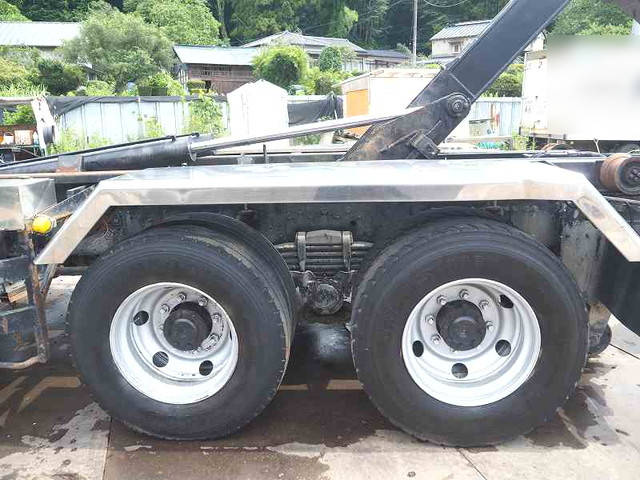 三菱ふそうスーパーグレートコンテナ専用車大型（10t）[写真21]