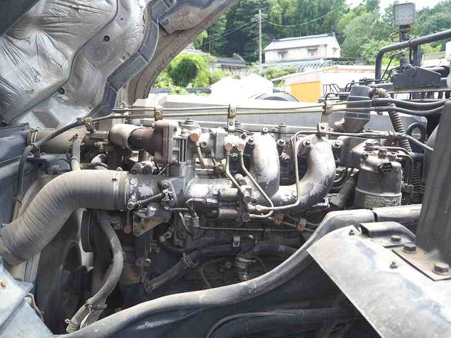 三菱ふそうスーパーグレートコンテナ専用車大型（10t）[写真24]