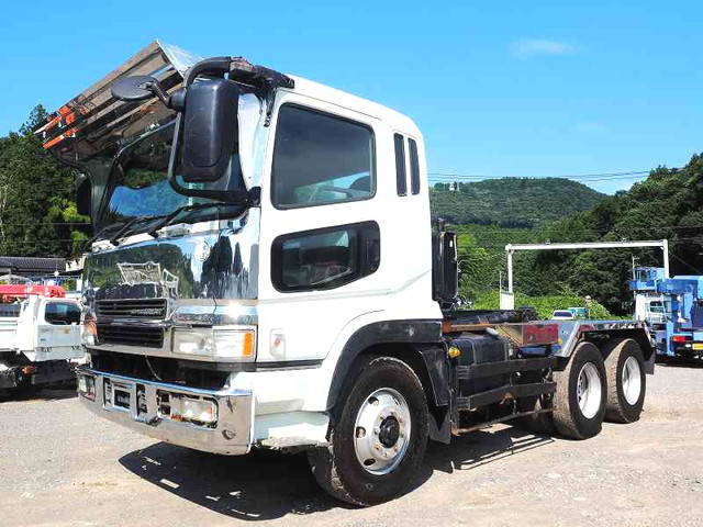 三菱ふそうスーパーグレートコンテナ専用車大型（10t）[写真03]