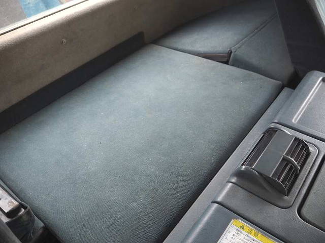 三菱ふそうスーパーグレートコンテナ専用車大型（10t）[写真35]