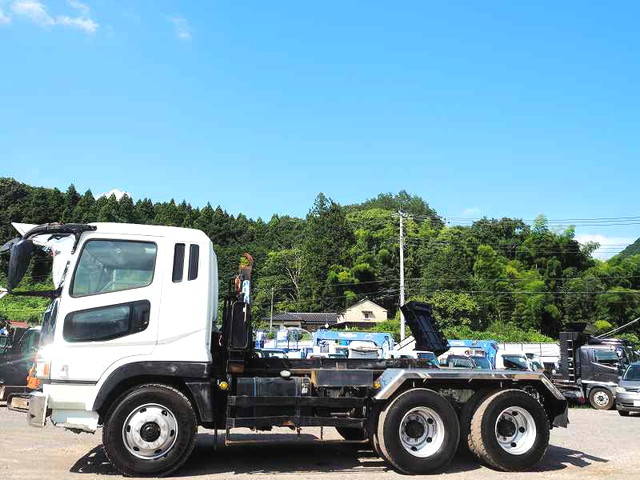 三菱ふそうスーパーグレートコンテナ専用車大型（10t）[写真05]