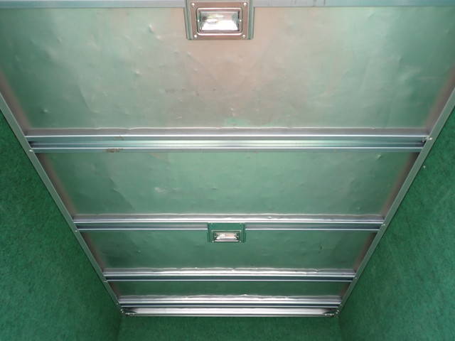 日野デュトロアルミバン小型（2t・3t）[写真12]