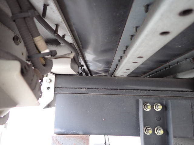 日野デュトロアルミバン小型（2t・3t）[写真37]