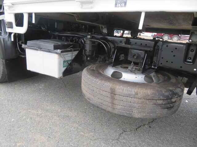 日野デュトロ平ボディ小型（2t・3t）[写真20]