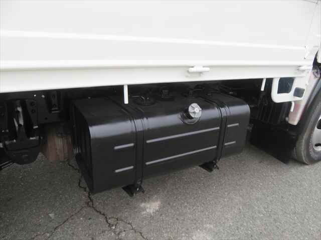 日野デュトロ平ボディ小型（2t・3t）[写真22]