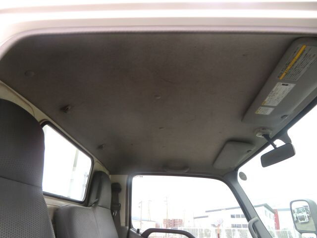 日野デュトロ平ボディ小型（2t・3t）[写真26]