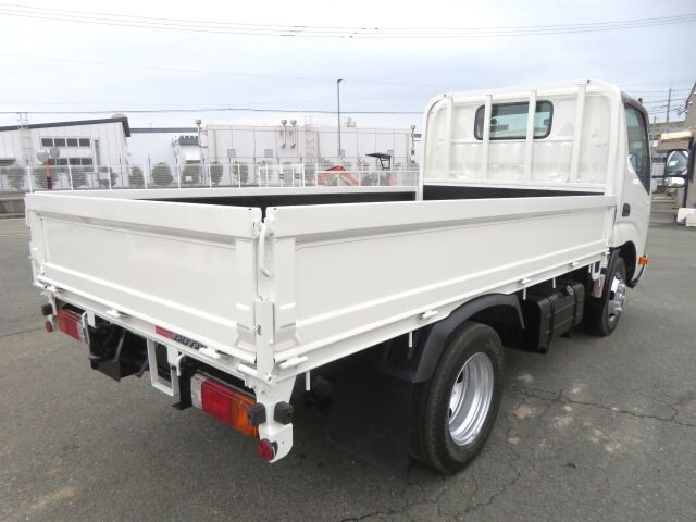 日野デュトロ平ボディ小型（2t・3t）[写真04]