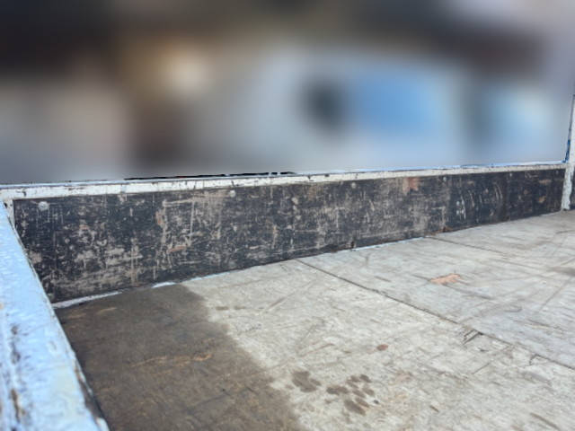 三菱ふそうキャンタークレーン6段小型（2t・3t）[写真11]