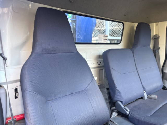 三菱ふそうキャンタークレーン6段小型（2t・3t）[写真32]